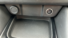 Nissan Qashqai 1.3 DiG-T MH N-Connecta 5dr Petrol Hatchback